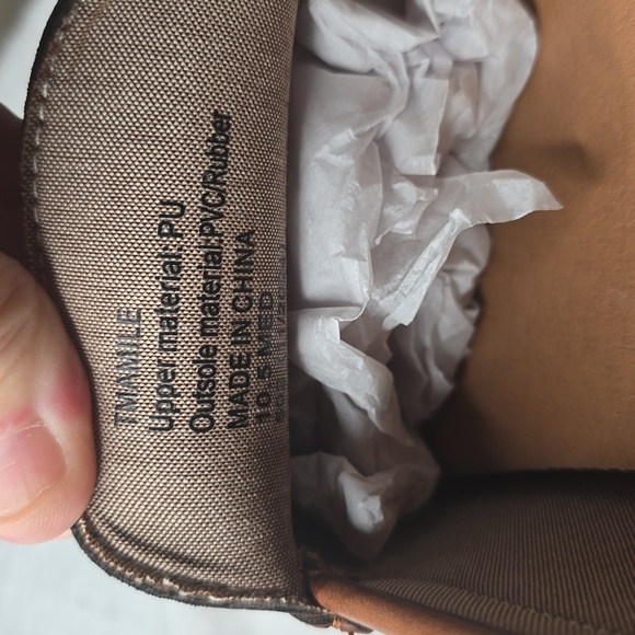 NIB Tommy Hilfiger Amile Color:Cognac Sz 10.5 - Picture 6 of 8